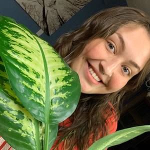 Meet your Posher, Alyssa